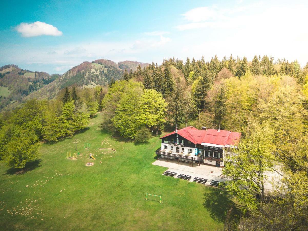 Planinski Dom Na Kalu Bed & Breakfast Dol pri Hrastniku Eksteriør bilde