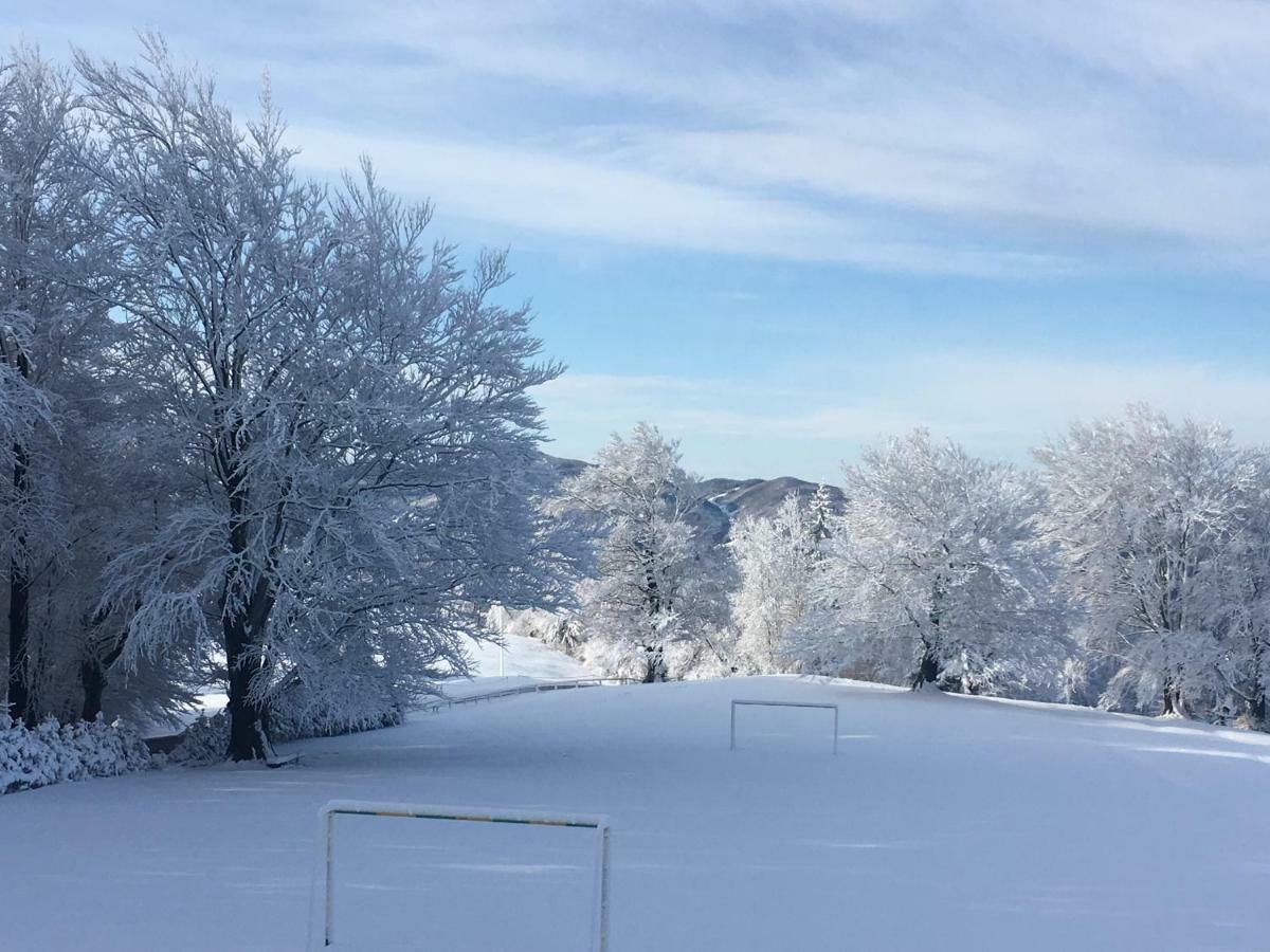 Planinski Dom Na Kalu Bed & Breakfast Dol pri Hrastniku Eksteriør bilde